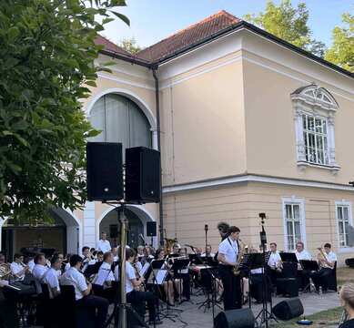 Letni koncert Pihalnega orkestra železarjev Ravne s solisti (10)